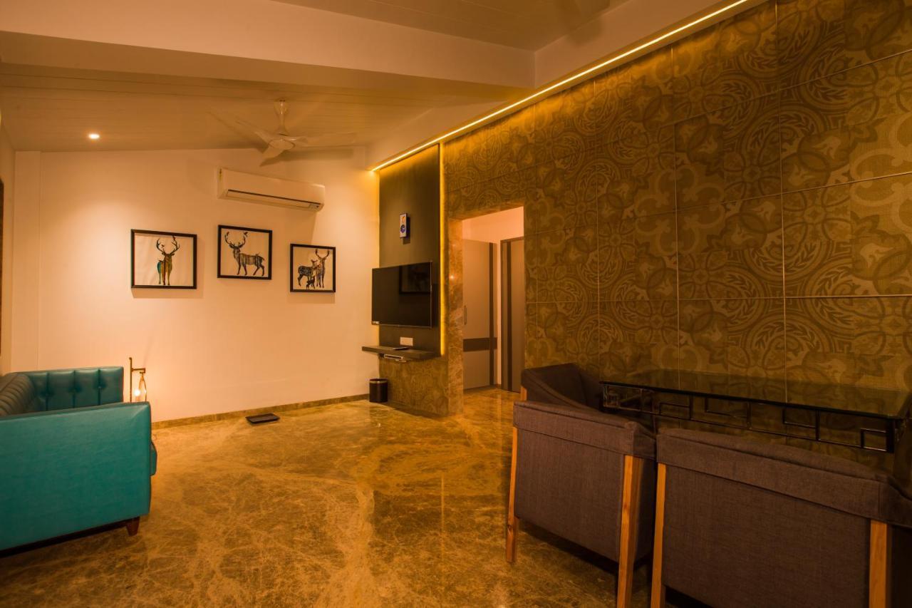 Hotel Millennium Park พันช์กานี ภายนอก รูปภาพ