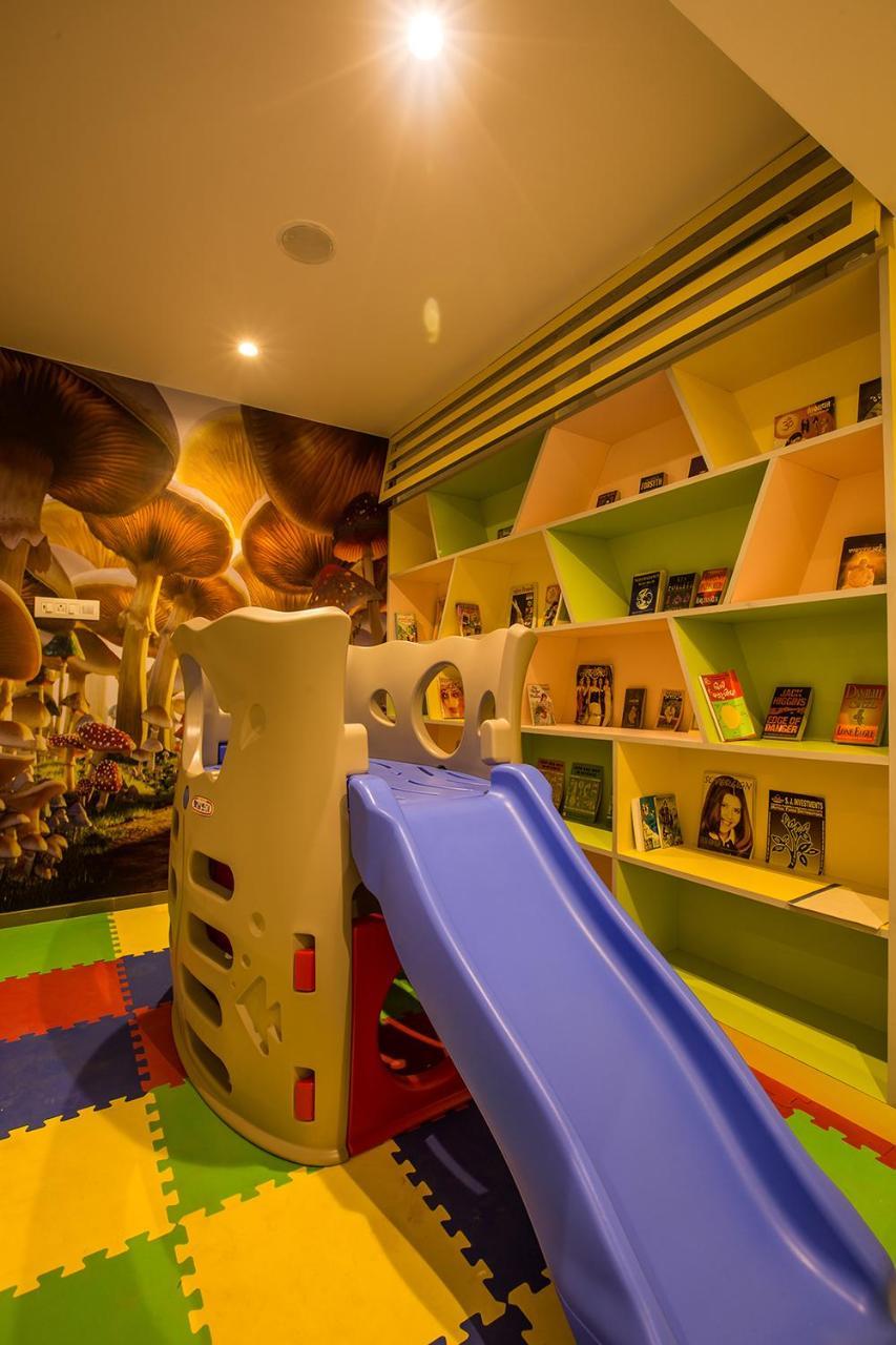 Hotel Millennium Park พันช์กานี ภายนอก รูปภาพ